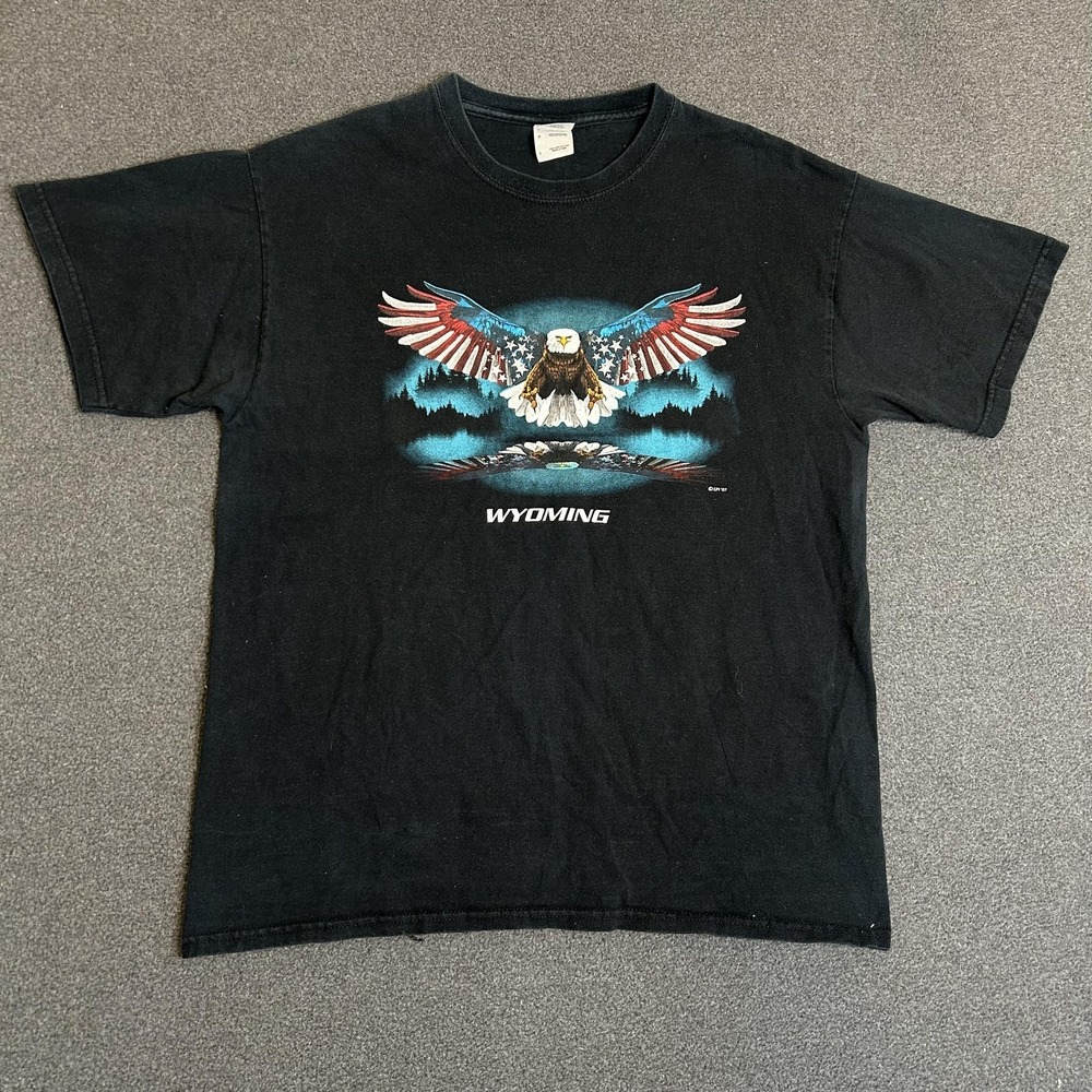 VTG Wyoming Eagle USA Flag Gildan Shirt Mens Large Black Graphic Short Sleeve